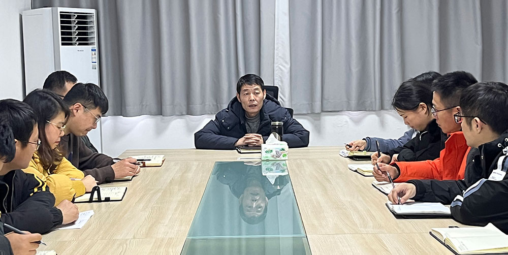 聚焦公司發展，共謀提升路徑 屯溪城建投公司召開2022年度全體員工大會