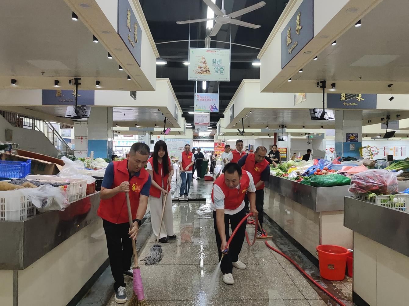 “開展愛國衛生運動 鞏固文明菜市行動” 國資運營公司黨支部開展9月主題黨日活動