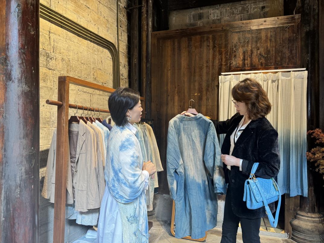 “聚力鄉村興 黨員先鋒行”昱城文旅公司黨支部十月主題黨日活動